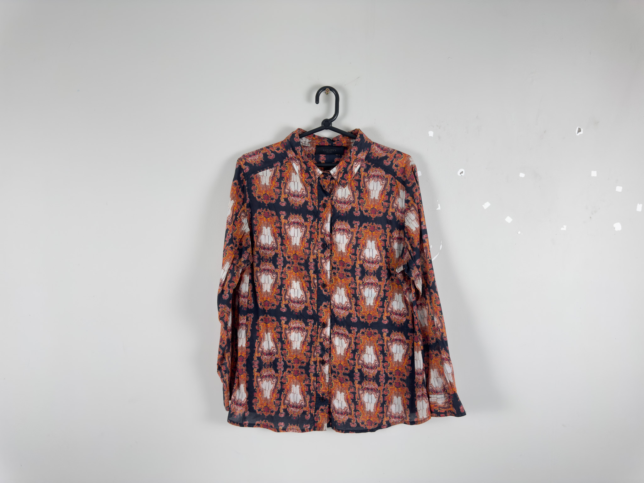 Camisa Estampa Étnica Laranja/Preto