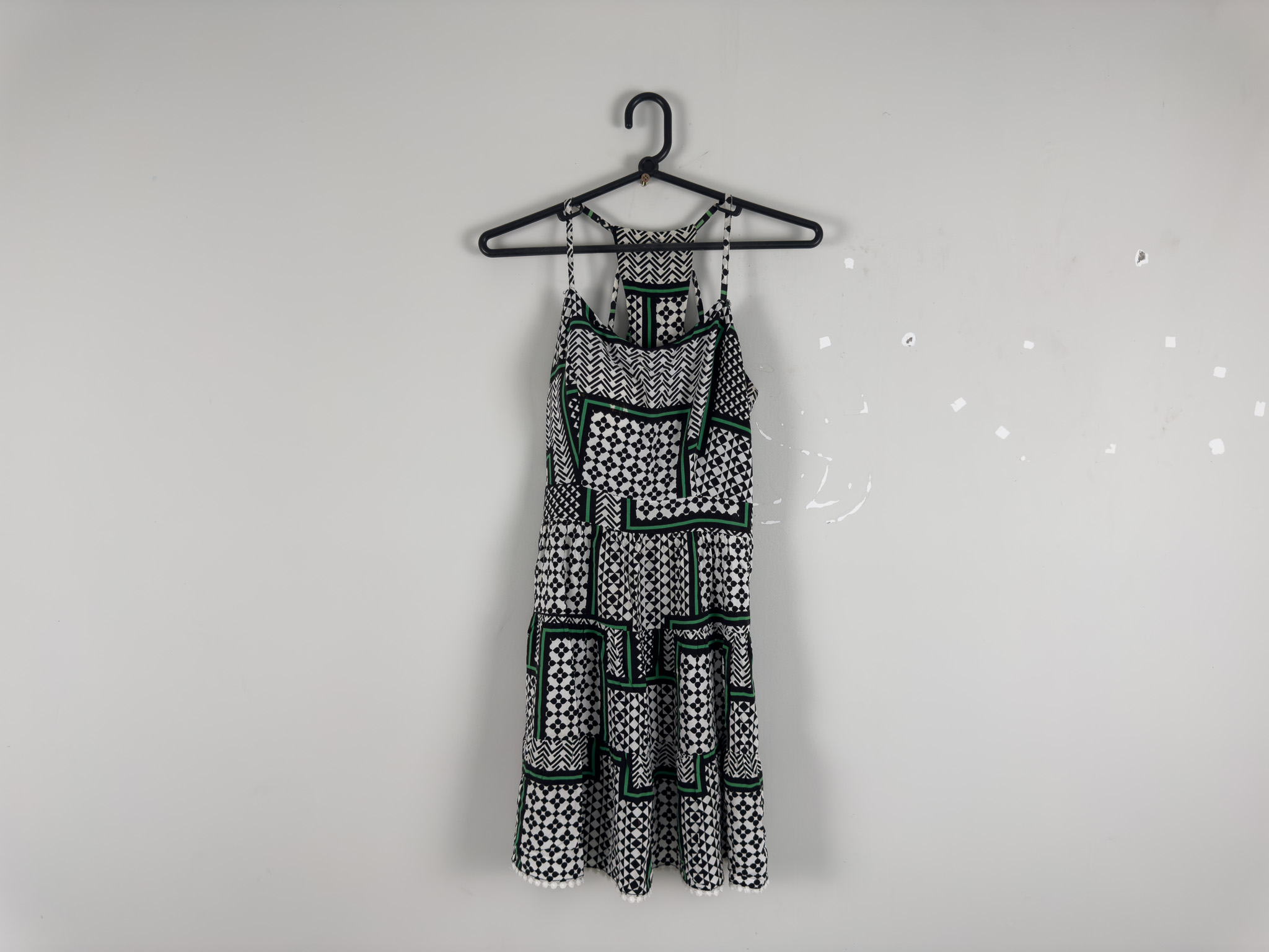 Vestido de Alças Estampa Geométrica P&B