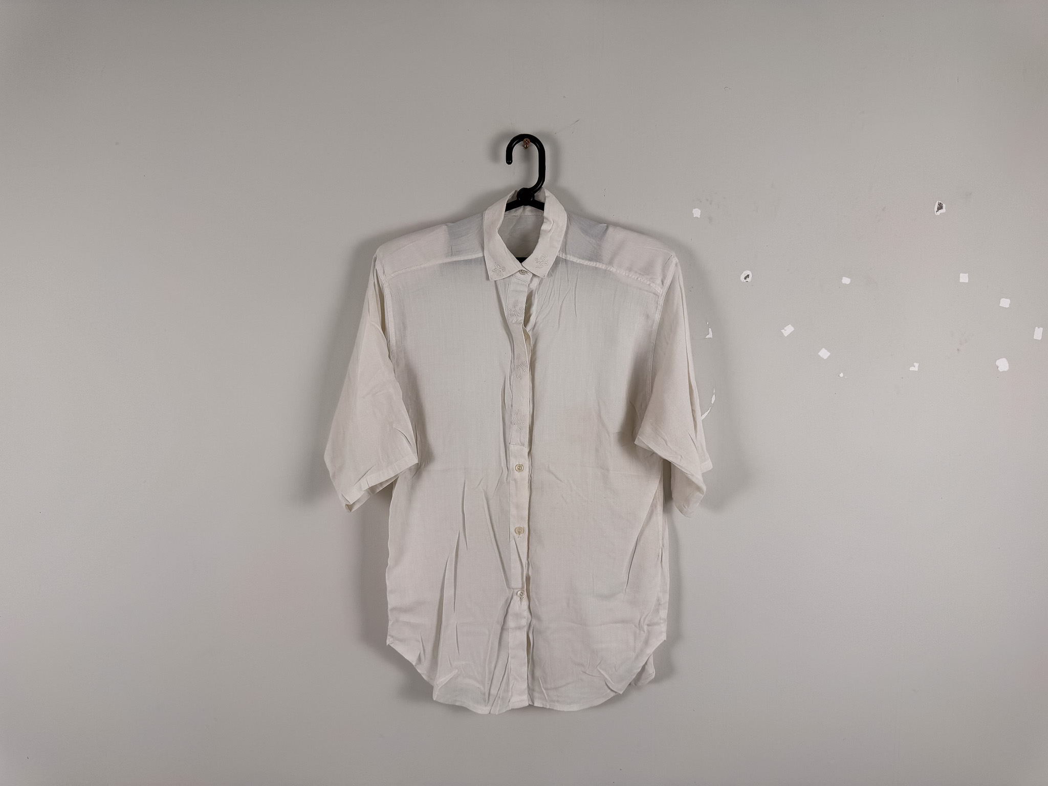 Blusa Branca Manga 3/4 Leve
