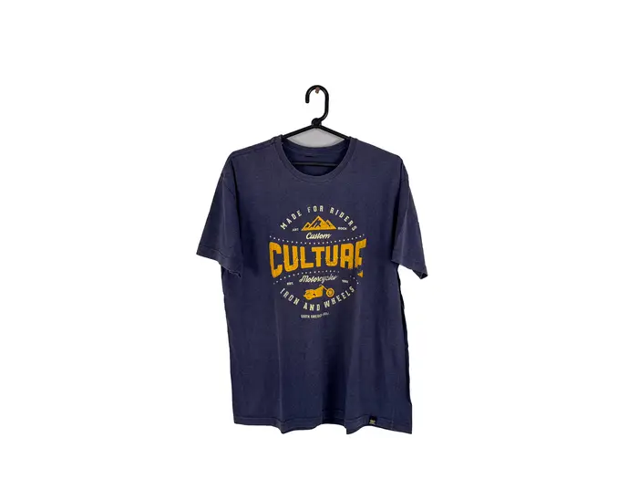 Camiseta Azul Marinho Estampa Culture
